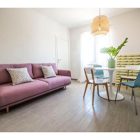 Apartment Sur La Plage Podstrana Exterior photo