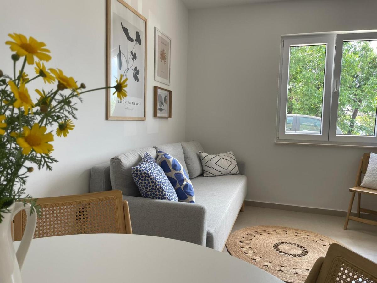 Apartment Sur La Plage Podstrana Exterior photo