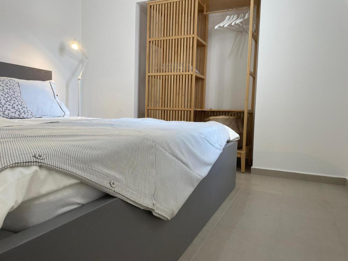 Apartment Sur La Plage Podstrana Exterior photo