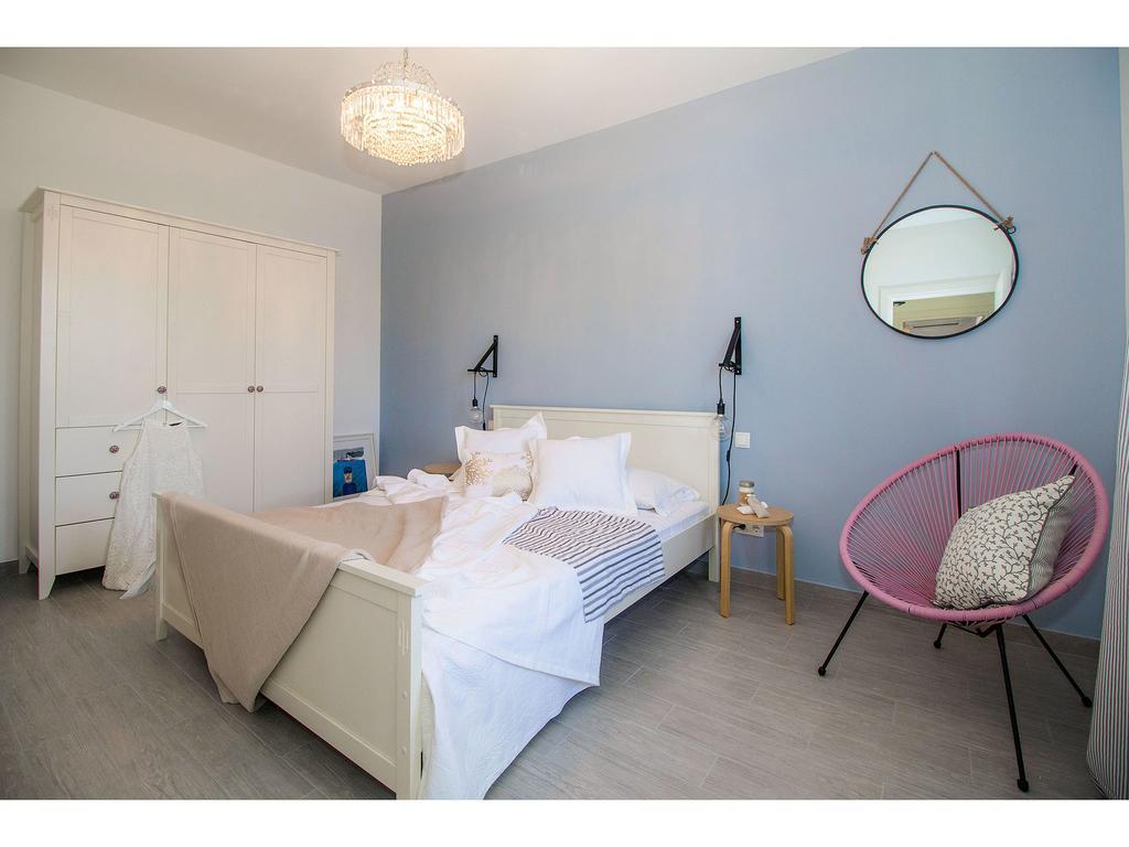 Apartment Sur La Plage Podstrana Exterior photo