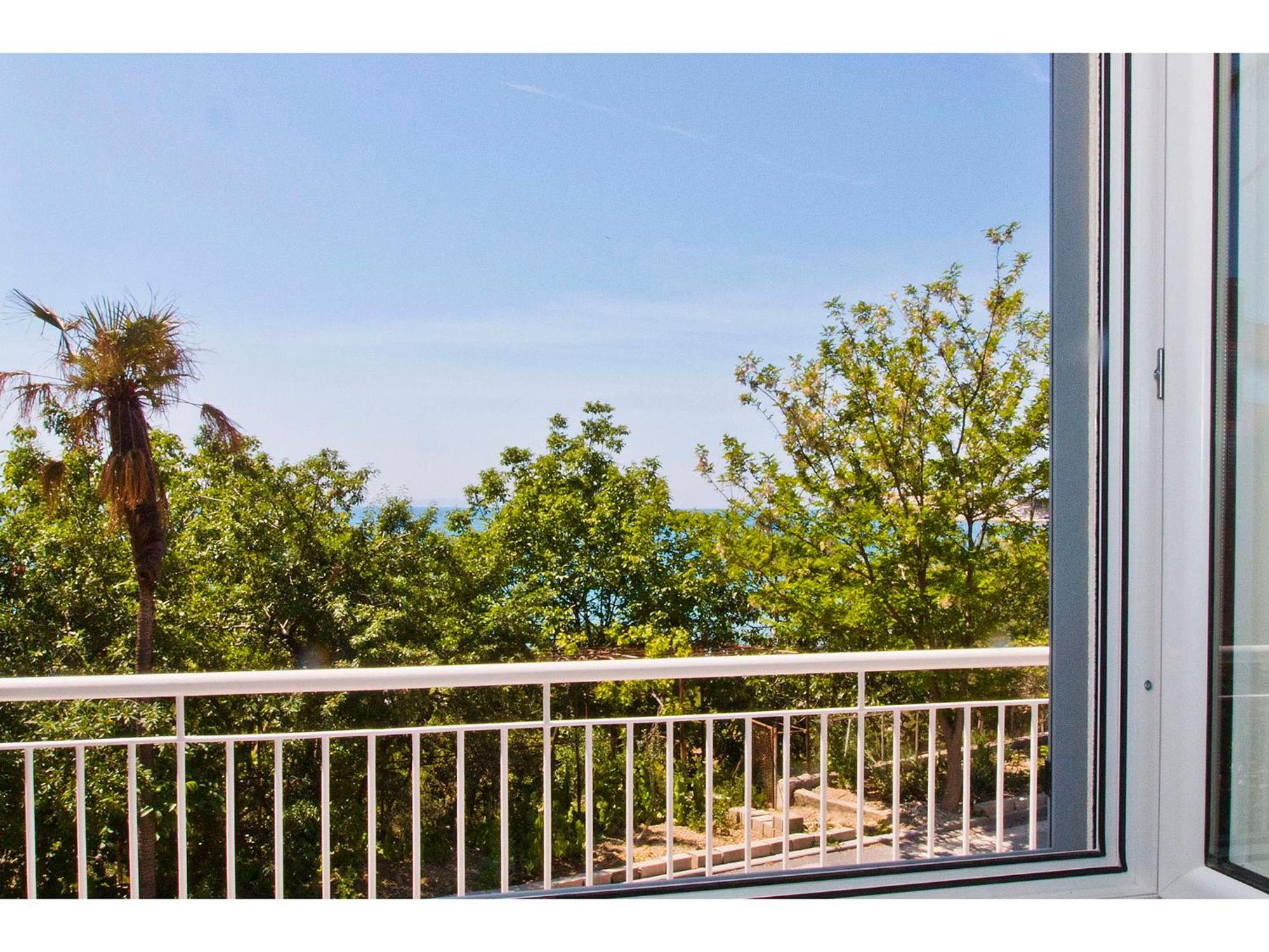 Apartment Sur La Plage Podstrana Exterior photo